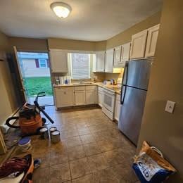 292 Reynolds Ave #102 - Photo 6 of 8