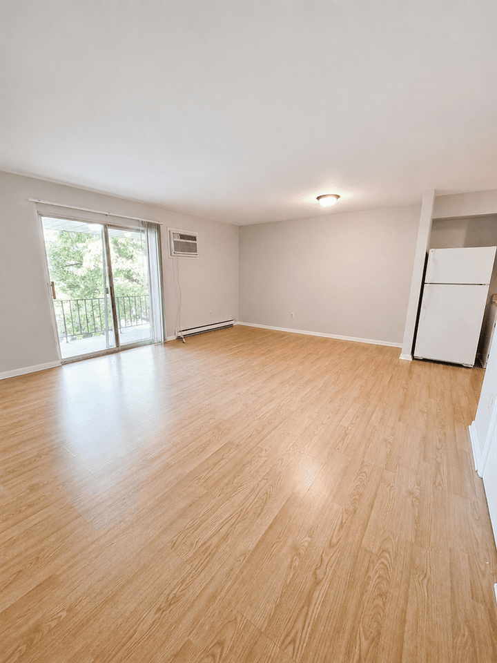 16 Mello Ave #A - Photo 2 of 6