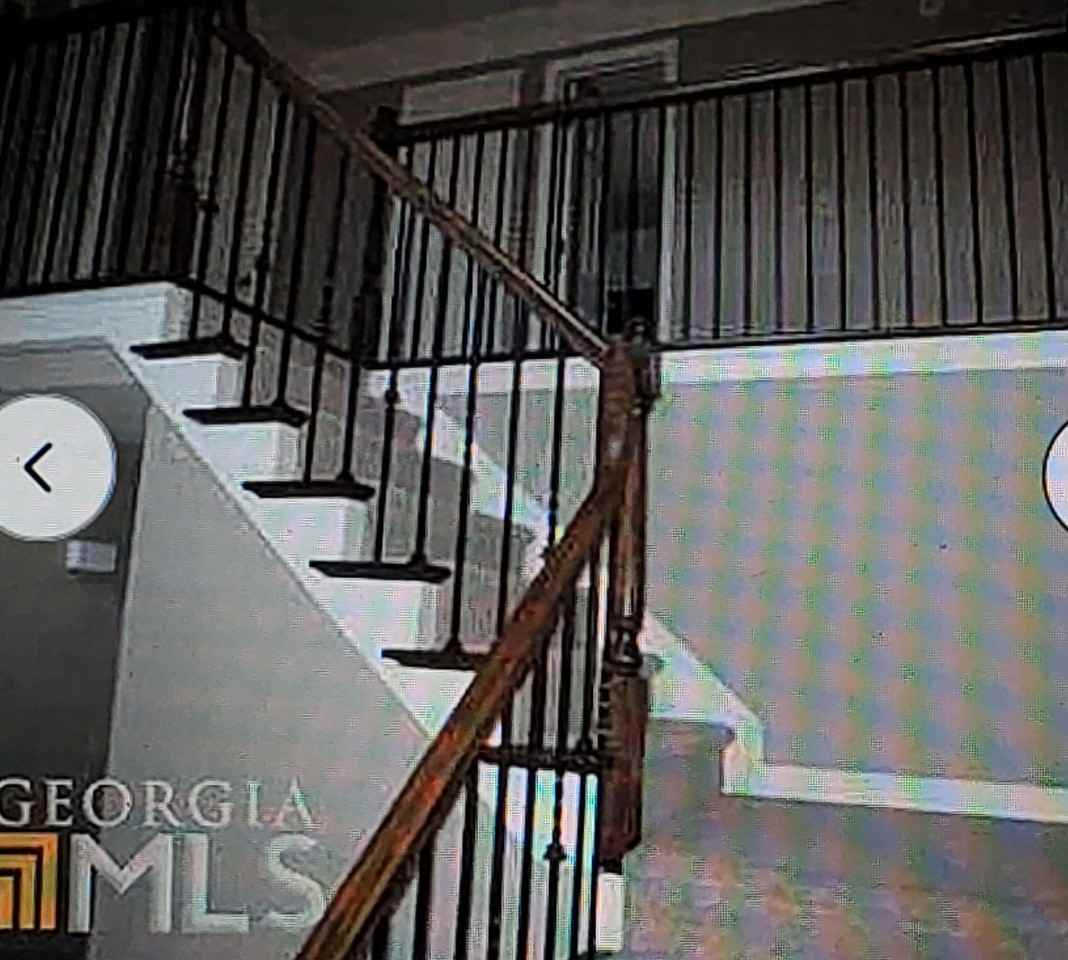 4785 Hampton Lake Dr #NA - Photo 4 of 20