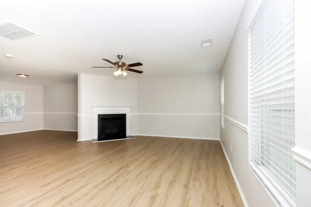 848 Willow Creek Dr #NA - Photo 2 of 10