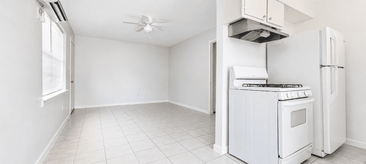 7818 Oak Knoll Ln #A - Photo 4 of 17
