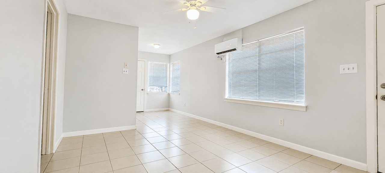 7818 Oak Knoll Ln #A - Photo 5 of 17