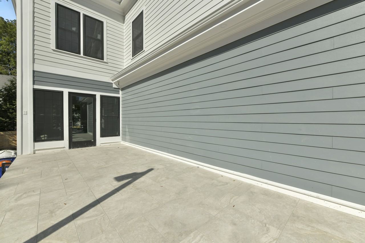 1180 Great Plain Ave #104 - Photo 5 of 28