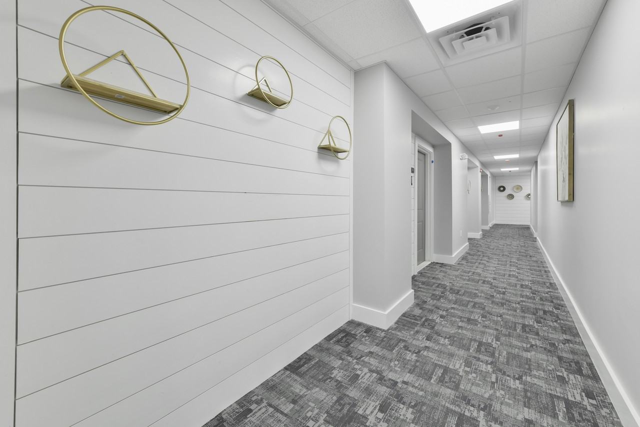 1180 Great Plain Ave #104 - Photo 7 of 28
