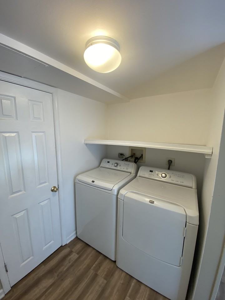 995 Symphony Dr #NA - Photo 6 of 16