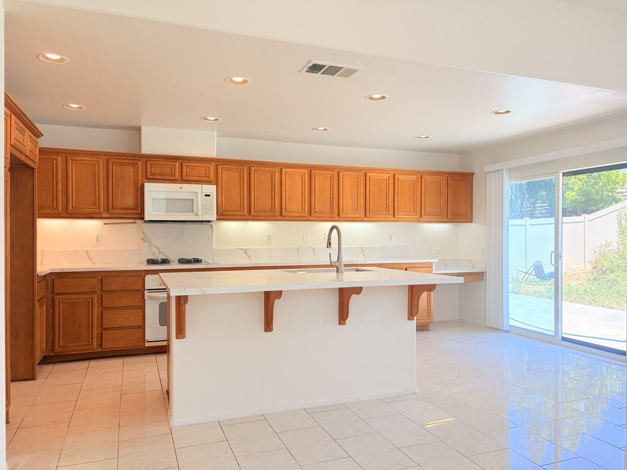 28330 Linda Vista St #NA - Photo 4 of 45