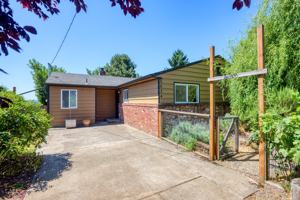 featured image of 5034 Se Flavel Dr #NA