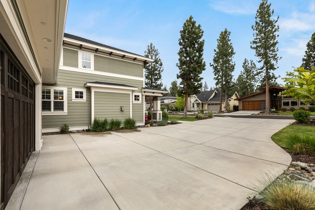19178 Park Commons Dr #NA - Photo 6 of 38