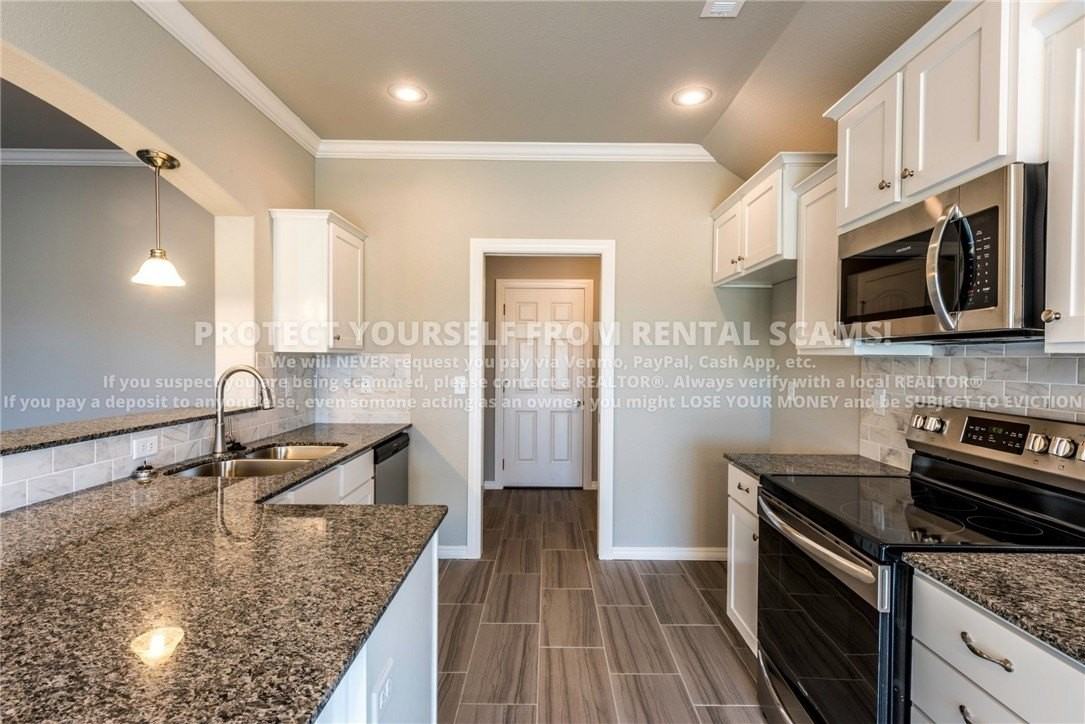 4488 W Wales Dr - Photo 7 of 15