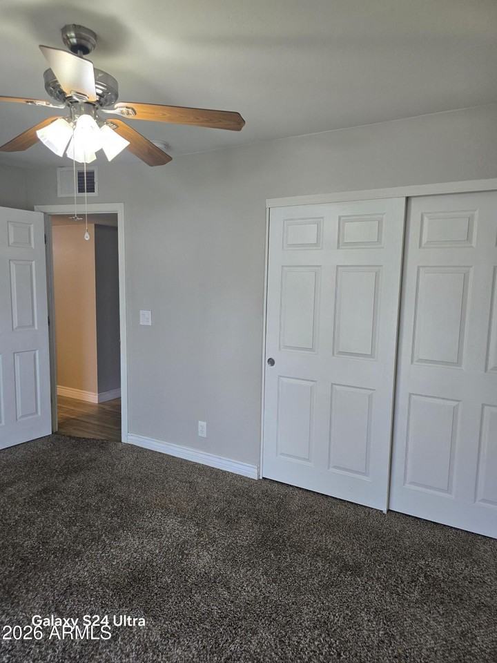 1133 E Butler Dr - Photo 4 of 19