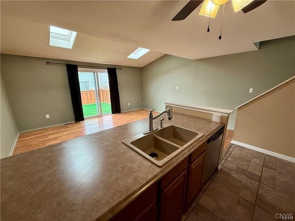 5452 Borgase Ln - Photo 4 of 14