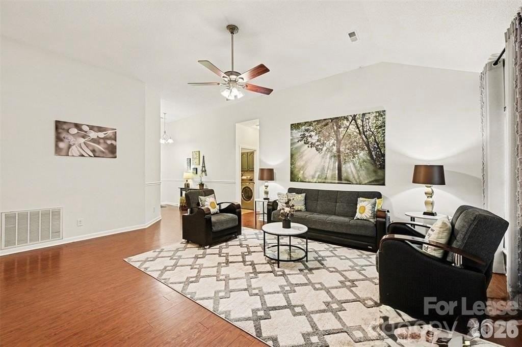 13505 Gatestone Ln - Photo 3 of 13