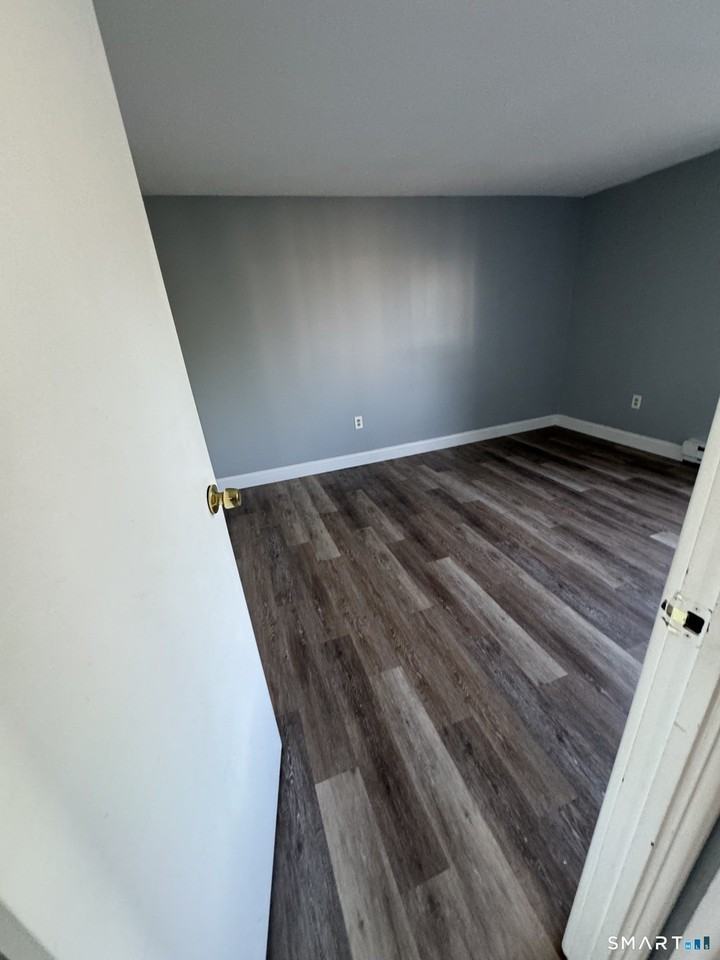 104 Burgundy Hill Ln #104 - Photo 6 of 9