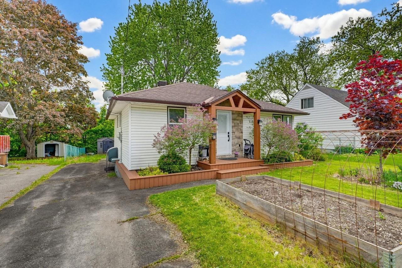 73 Rue Lord-Aylmer - Photo 2 of 29
