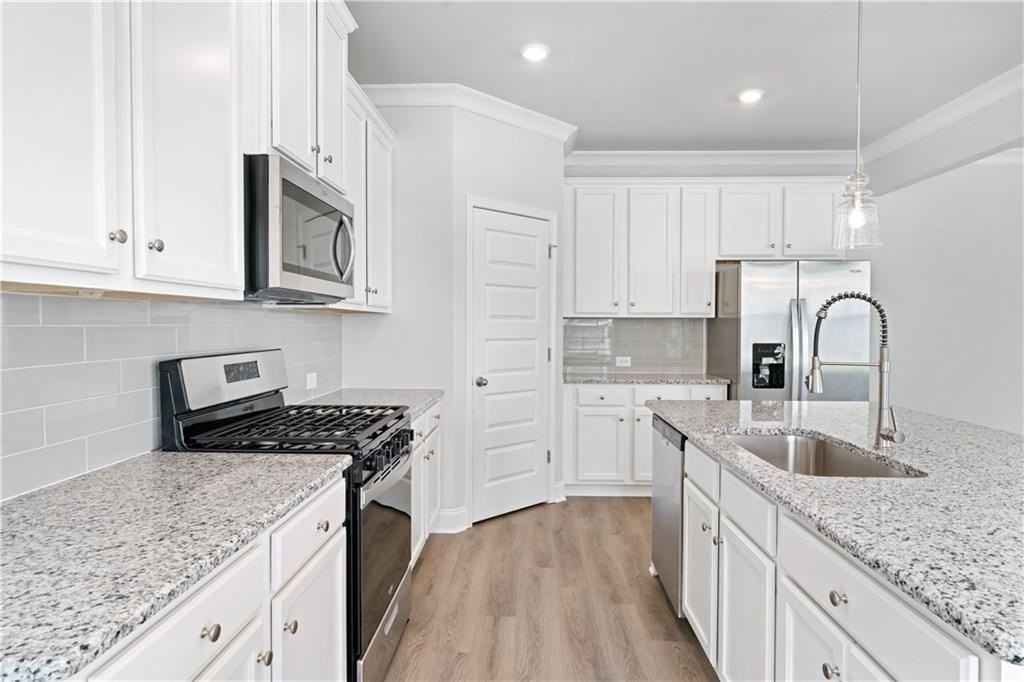3762 Dover Run Ln - Photo 6 of 32