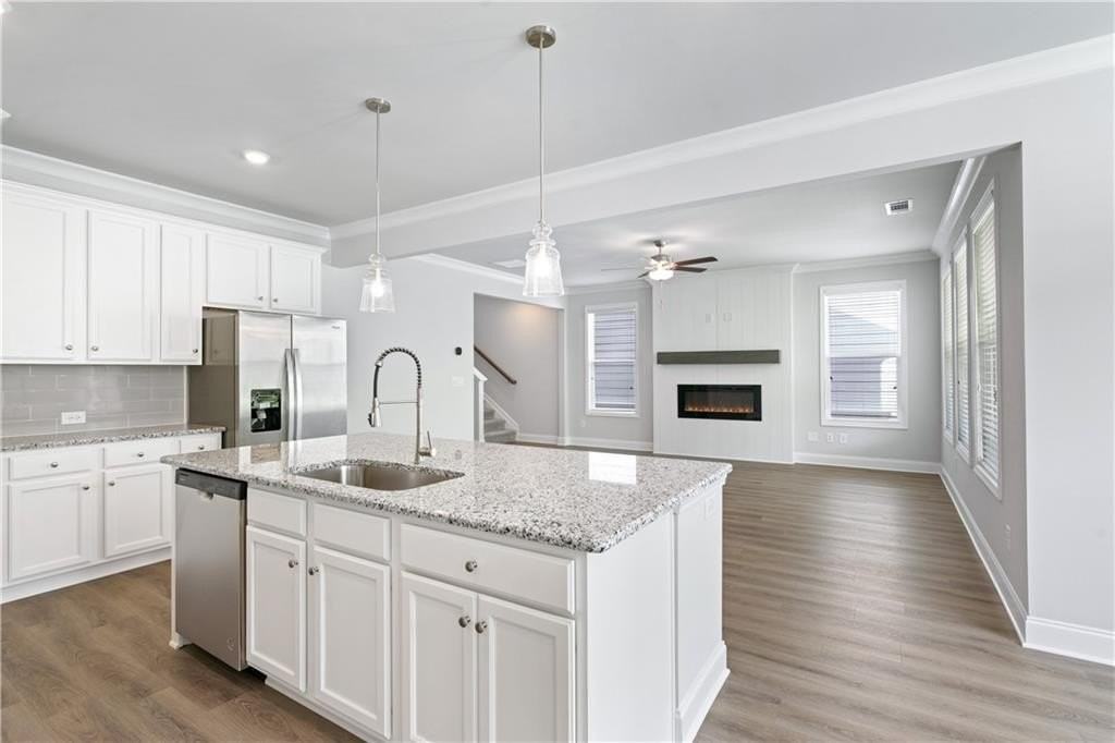 3762 Dover Run Ln - Photo 7 of 32