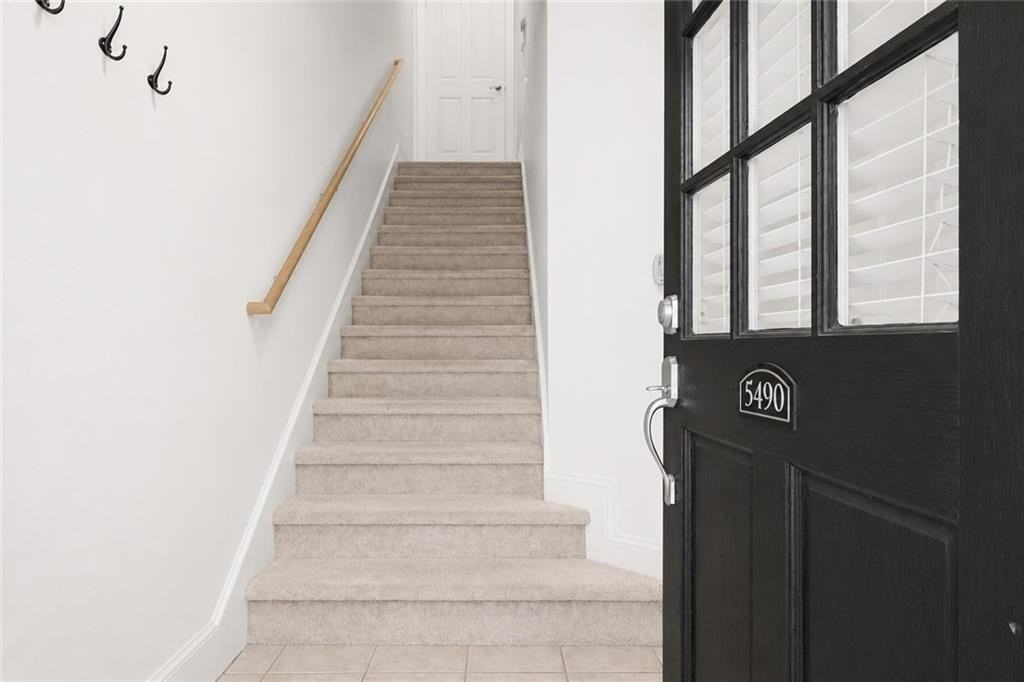 5490 Glenridge Park #5490 - Photo 2 of 26