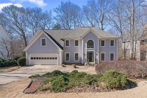 featured image of 275 Sageglen Rd