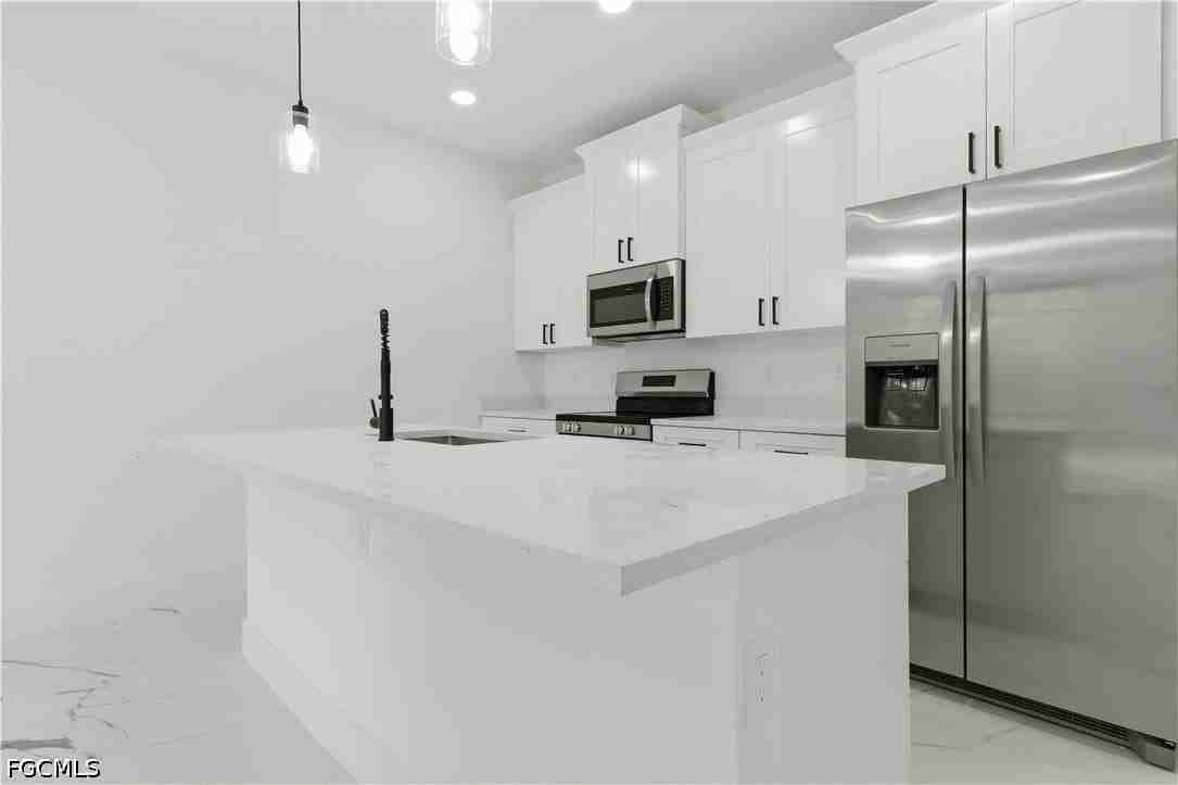 4787 Golfview Blvd - Photo 2 of 13