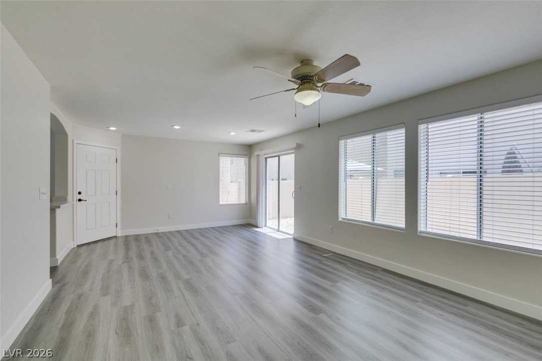 5011 Groveland Ave - Photo 4 of 27