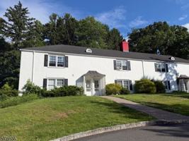 featured image of 2 Beech Spring Dr #4H