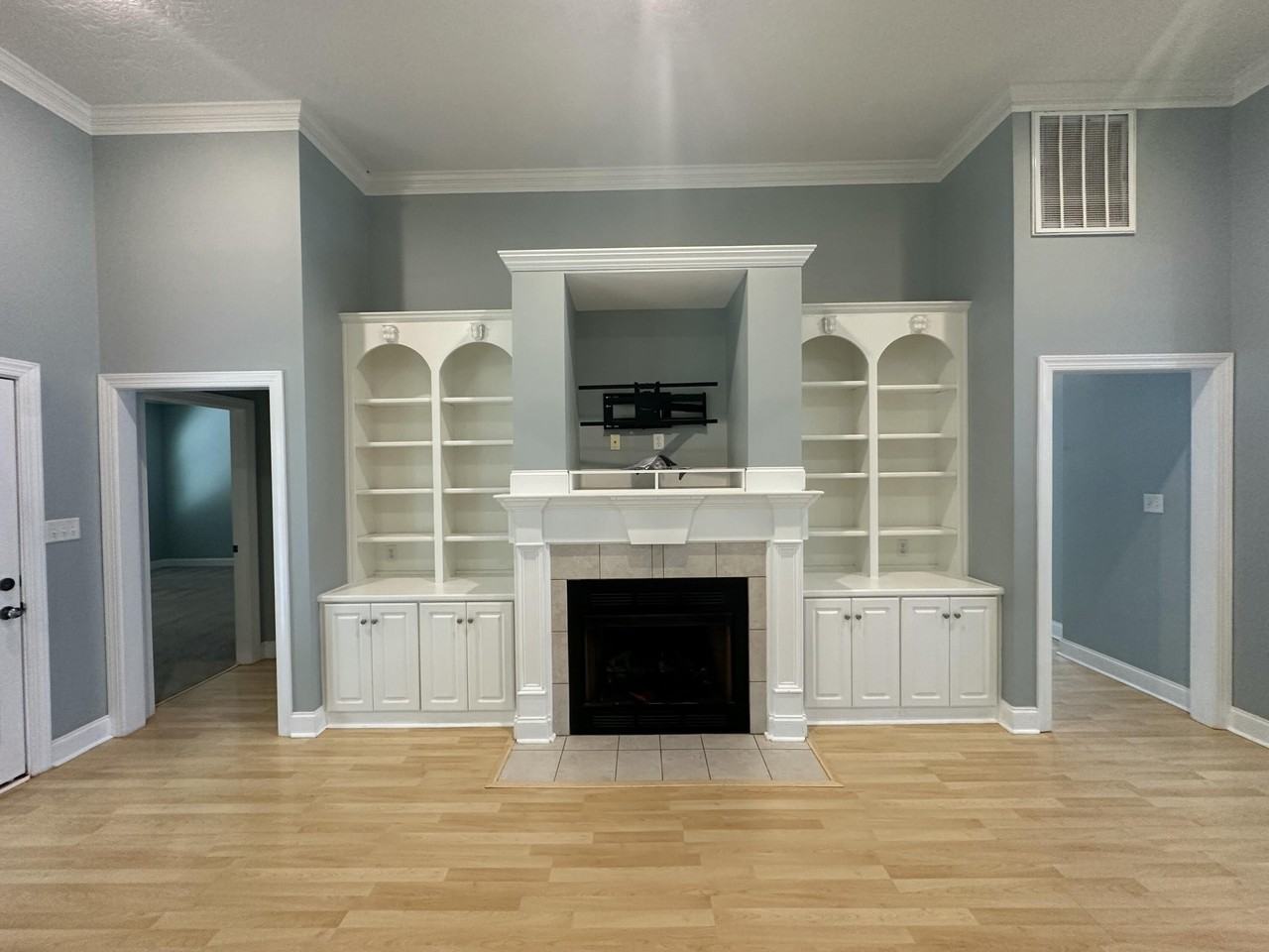 938 Woody Hill Cir - Photo 4 of 23