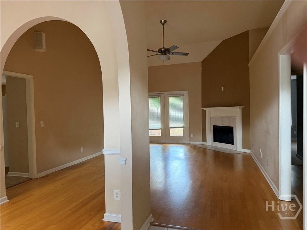 275 Silver Brook Cir - Photo 3 of 18
