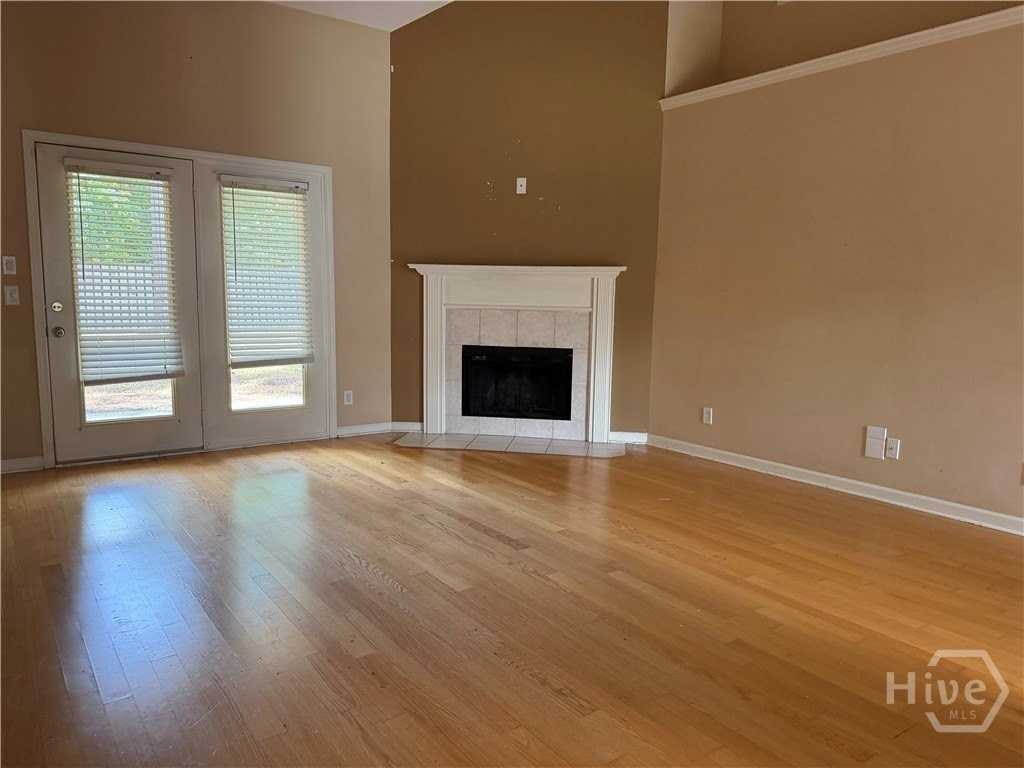 275 Silver Brook Cir - Photo 4 of 18