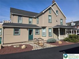 40 Evergreen St #B - Photo 1 of 1
