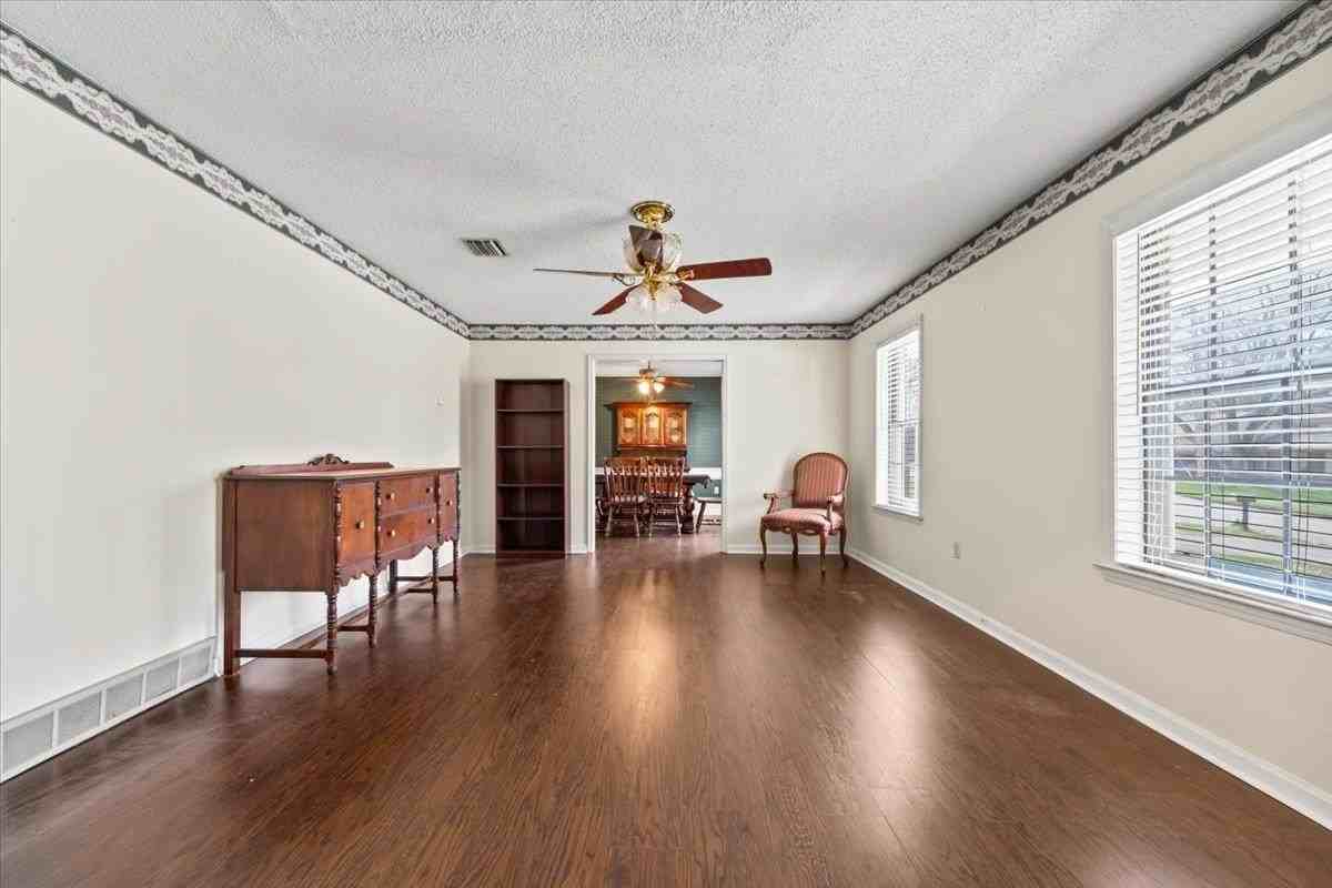 676 Hermitage Trail Dr - Photo 6 of 22