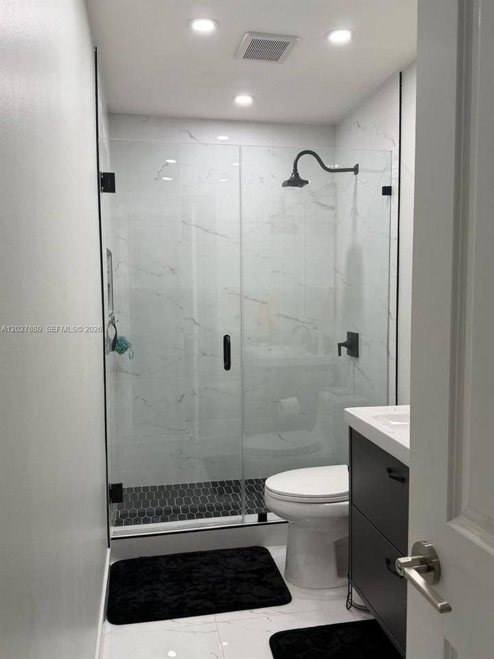 14233 Sw 94th Circle Ln #101-13 - Photo 7 of 9