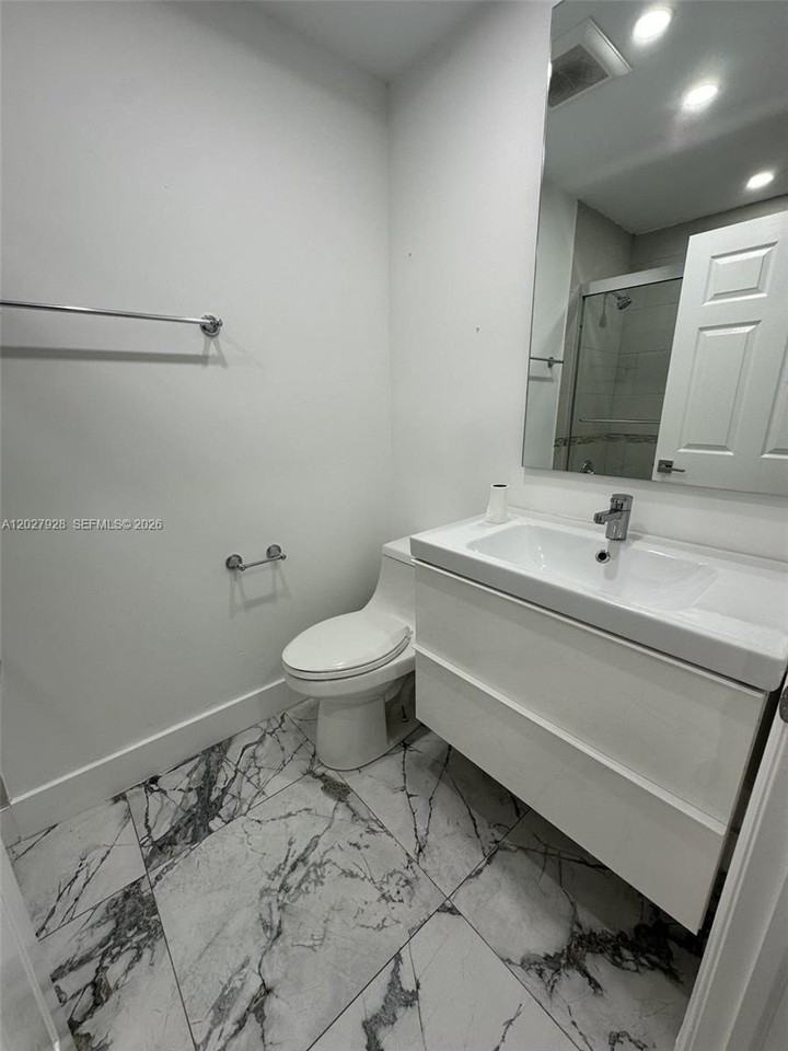 680 Nw 124th Pl #NA - Photo 6 of 20