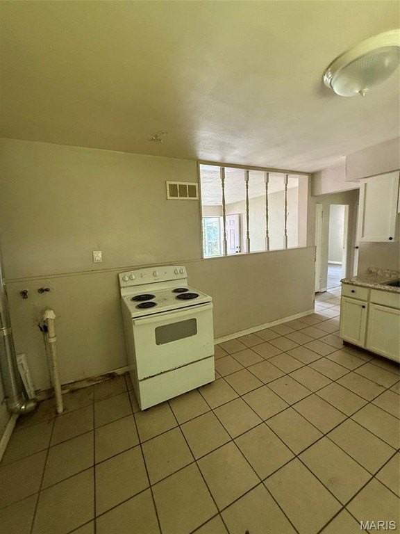 9819 Vickie Pl - Photo 3 of 9