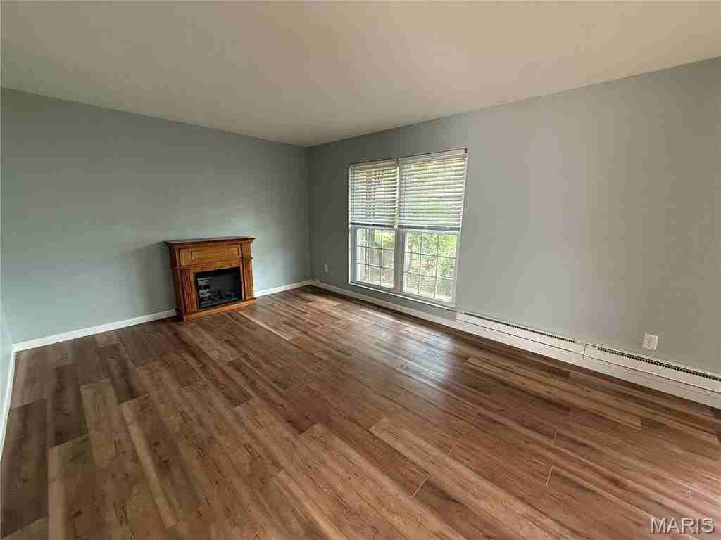 846 Dumont Pl - Photo 7 of 33