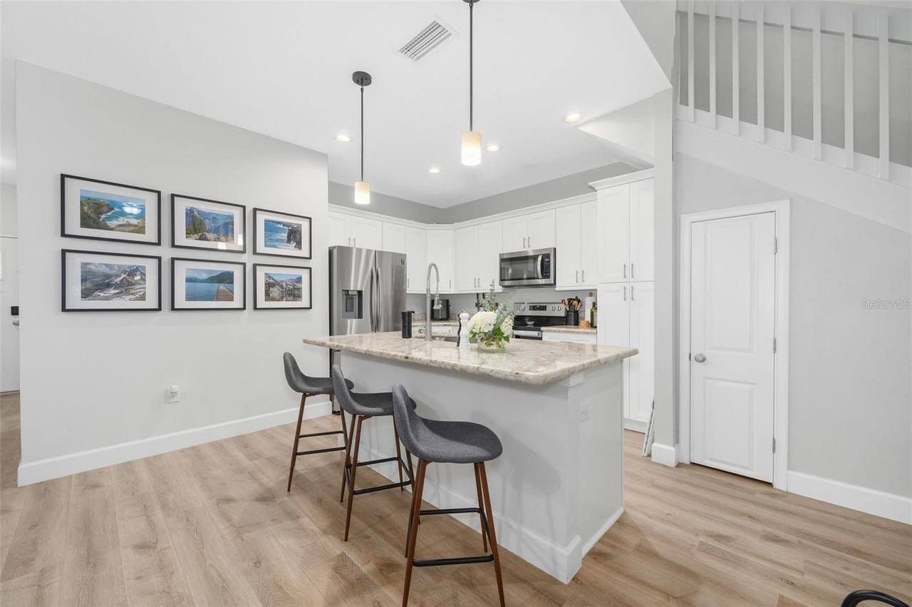 7390 Nw 47th Way - Photo 6 of 30