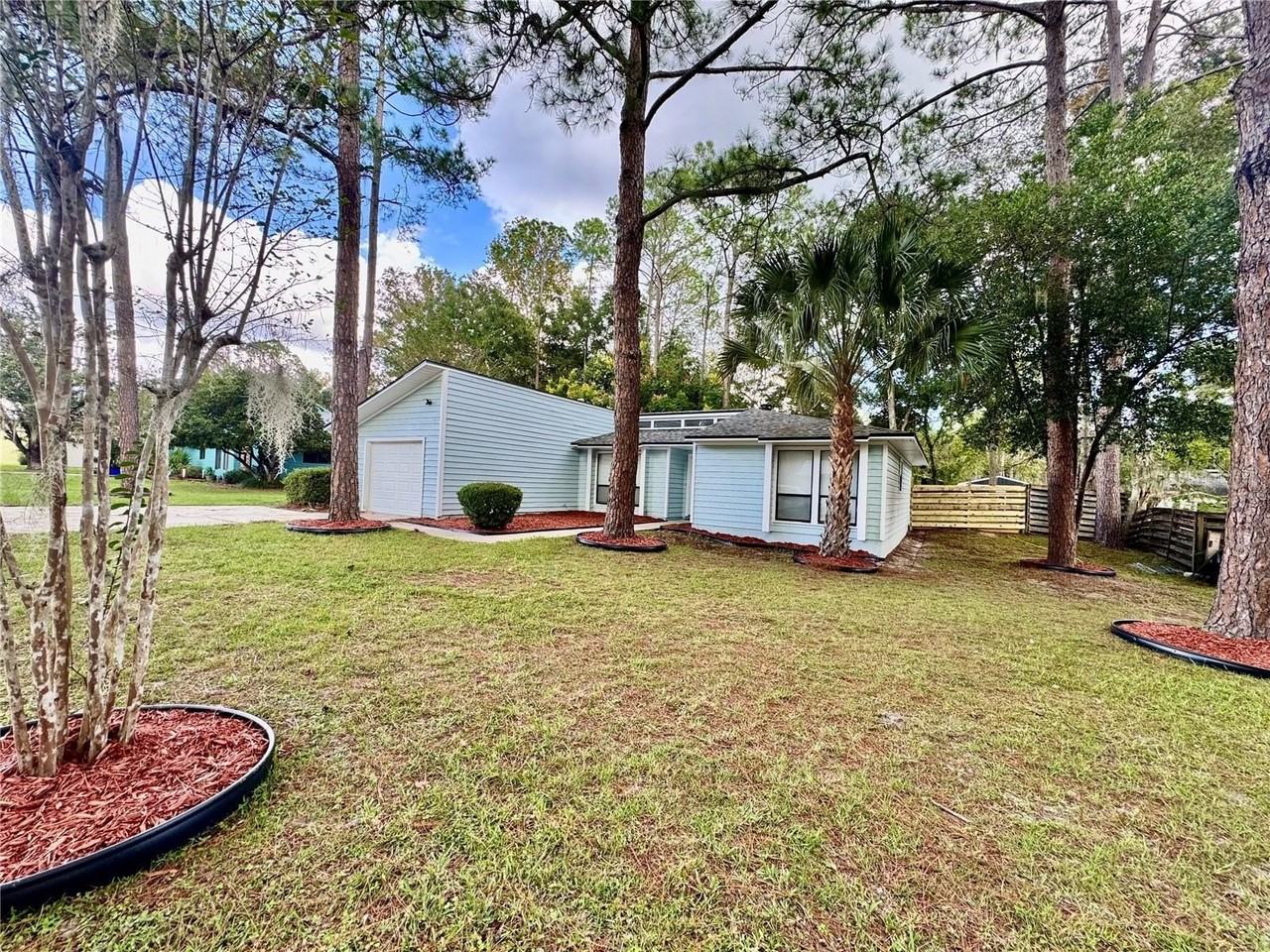 5407 Sw 82nd Ter - Photo 3 of 31