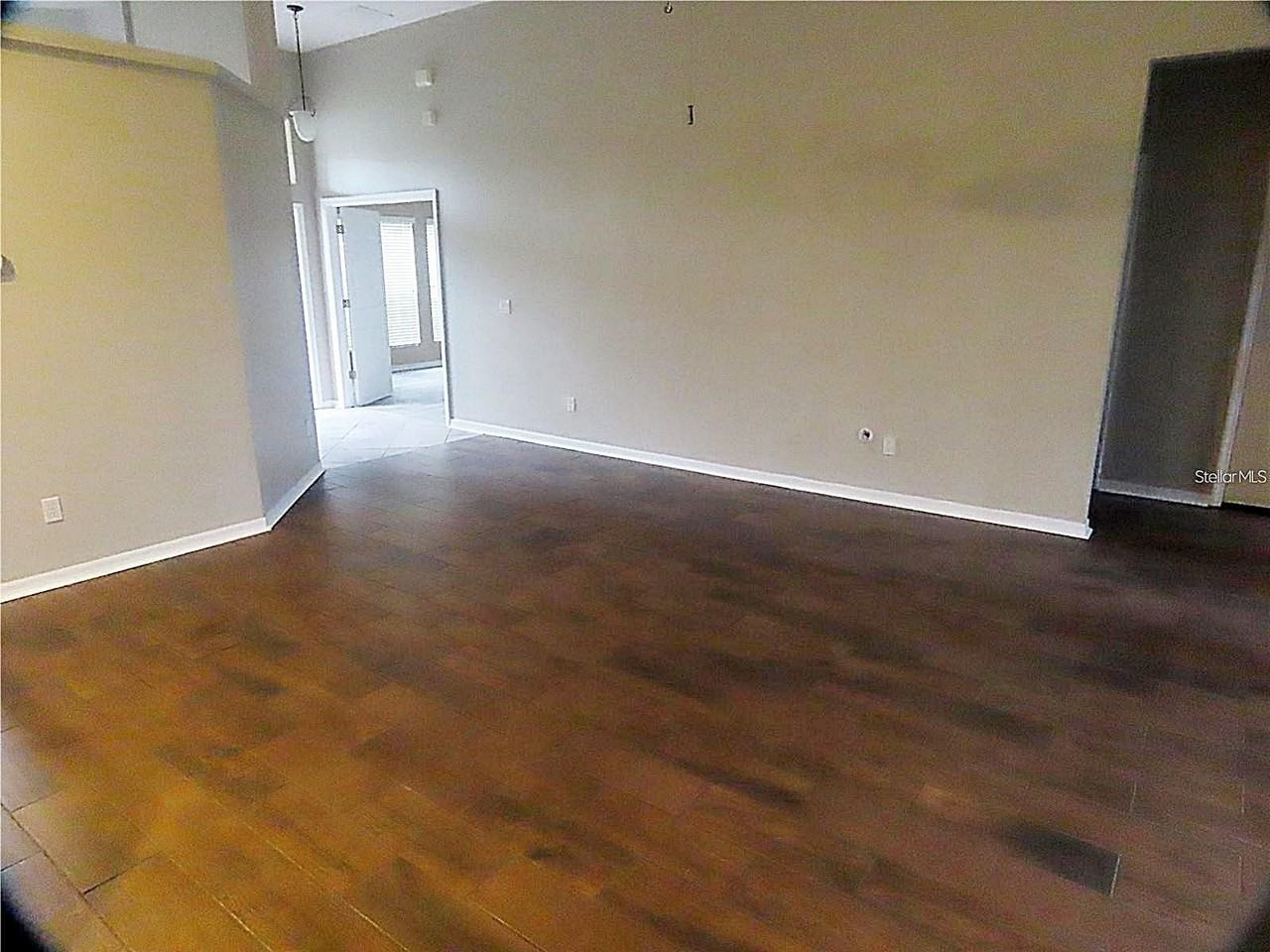 4505 Rock Hill Loop - Photo 3 of 13