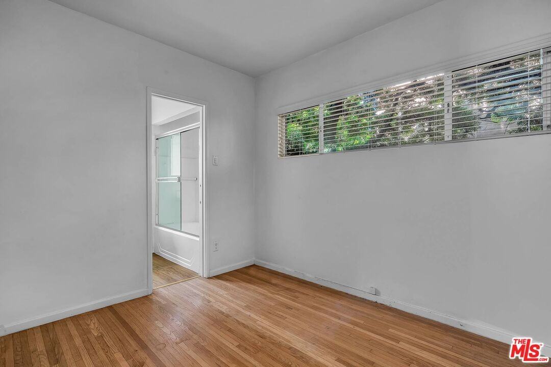 325 El Camino Dr - Photo 2 of 8