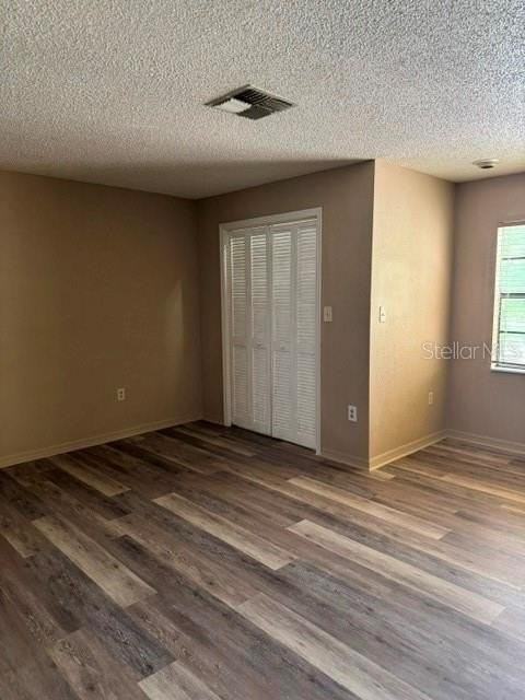 8559 Pilgrim Ct - Photo 5 of 37