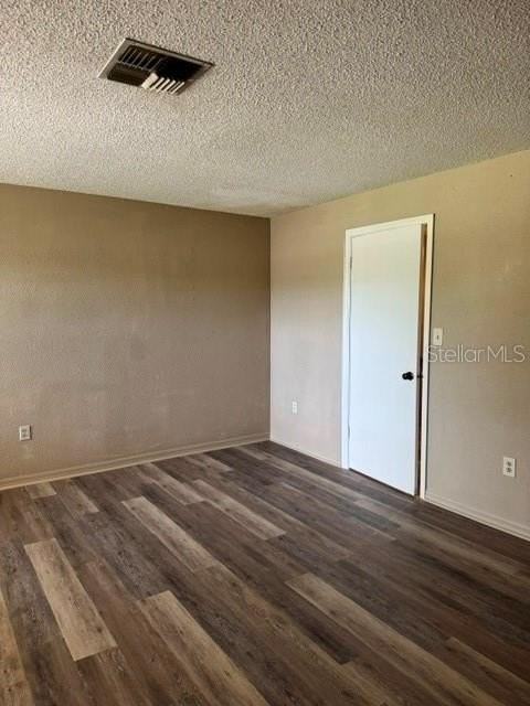 8559 Pilgrim Ct - Photo 6 of 37
