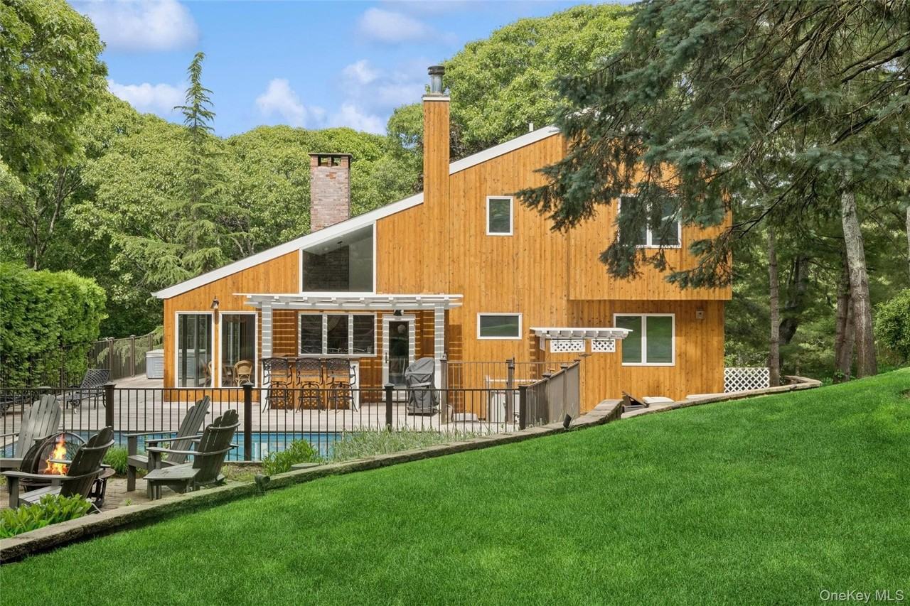 620 Wunneweta Rd - Photo 2 of 26