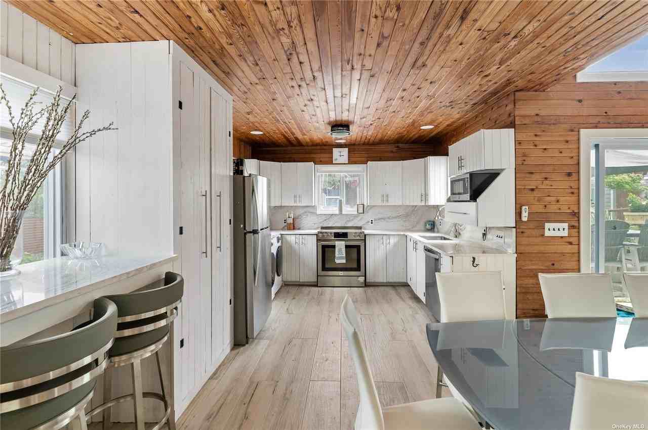 337 Dehnhoff Walk - Photo 5 of 14