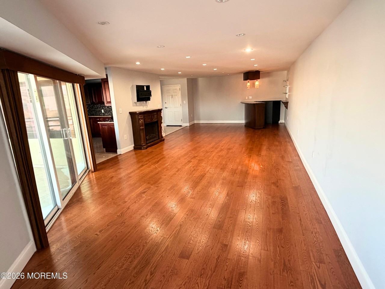 525 Ocean Blvd #405 - Photo 6 of 18