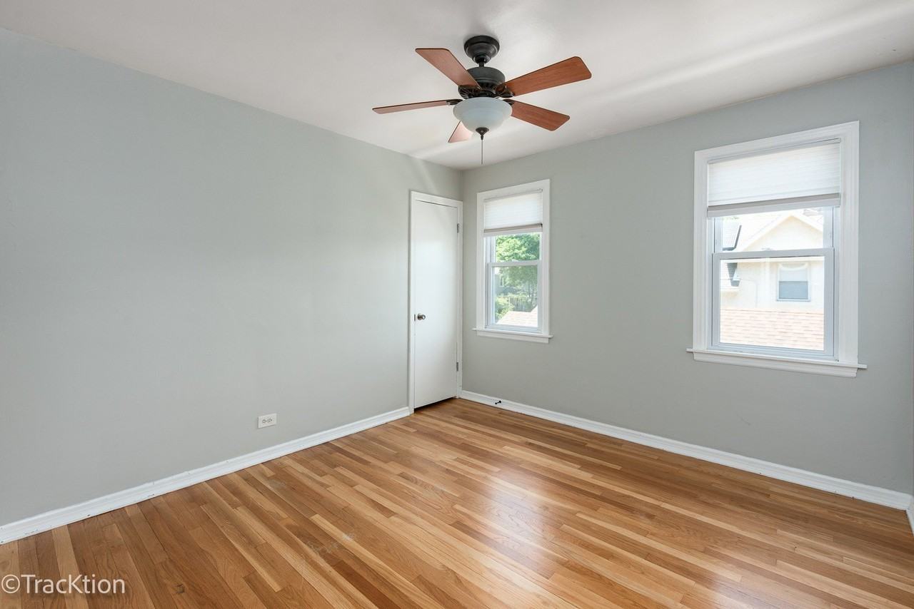 5034 W Argyle St #2 - Photo 6 of 14