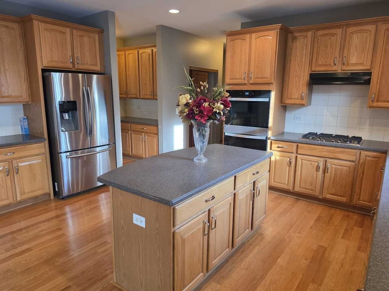 2350 Fishhook Way - Photo 6 of 25