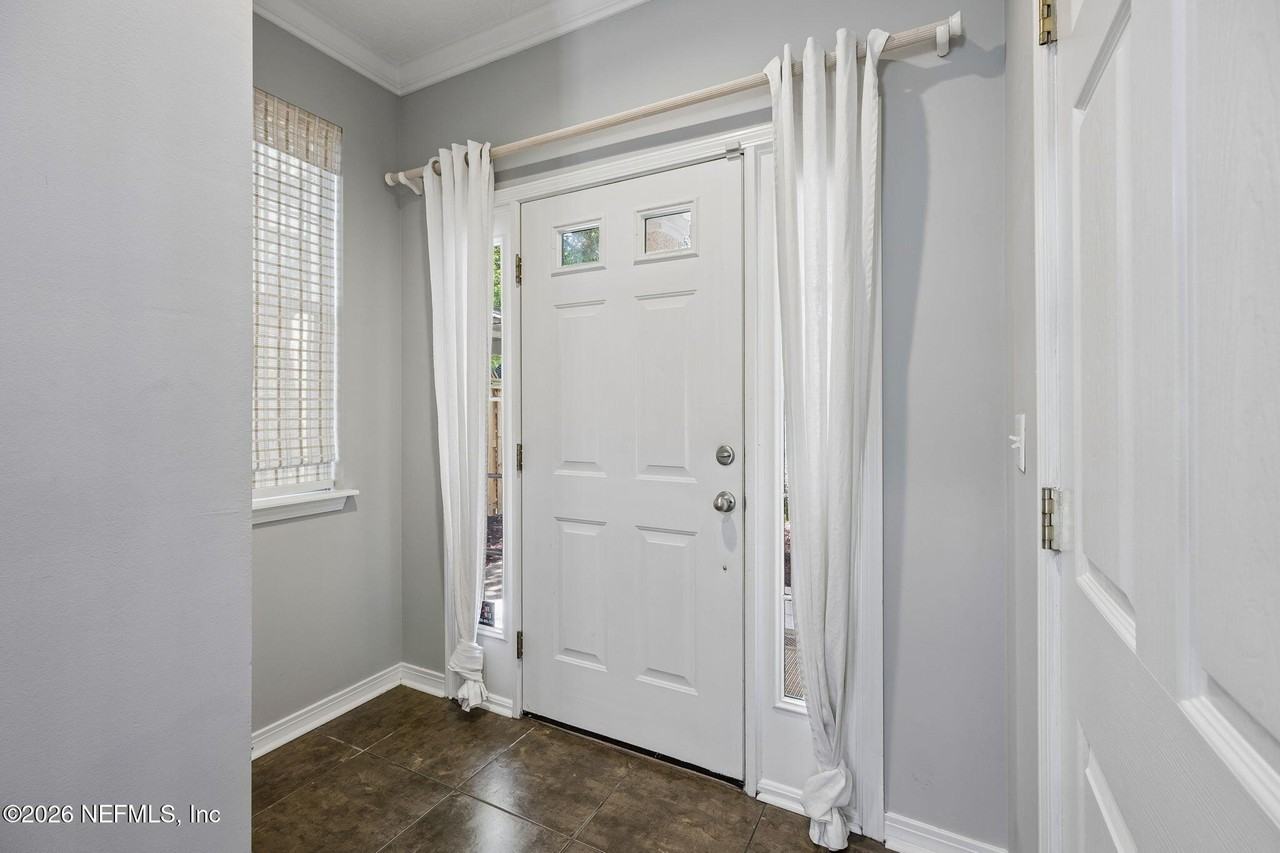 3987 America Ave - Photo 7 of 42