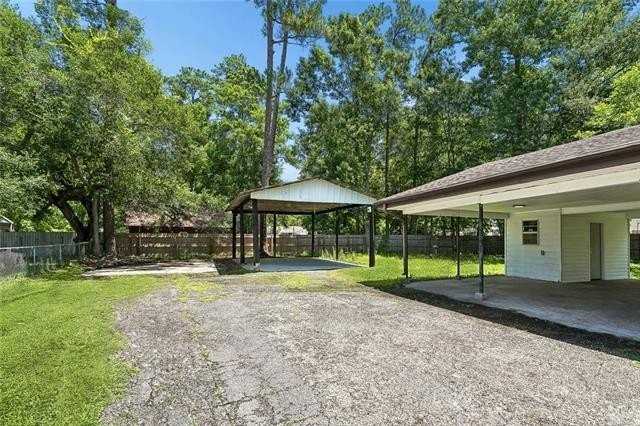 34081 Stanley St - Photo 3 of 19