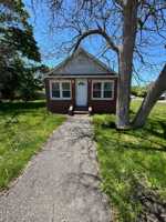 featured image of 82 Cranberry Dr