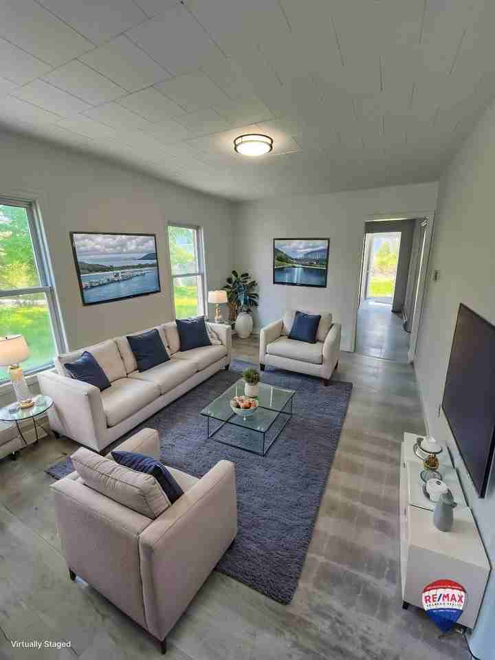 82 Cranberry Dr - Photo 2 of 13