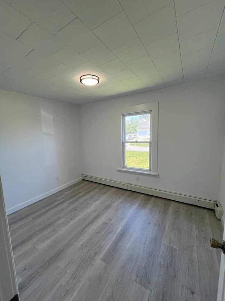 82 Cranberry Dr - Photo 5 of 13